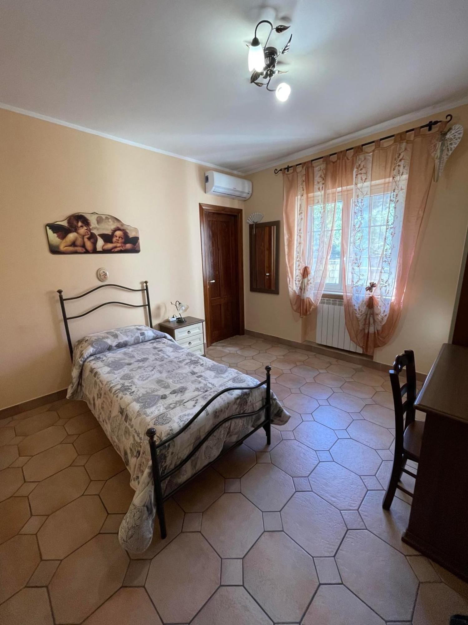 Villa Russo Кальтаніссетта Екстер'єр фото