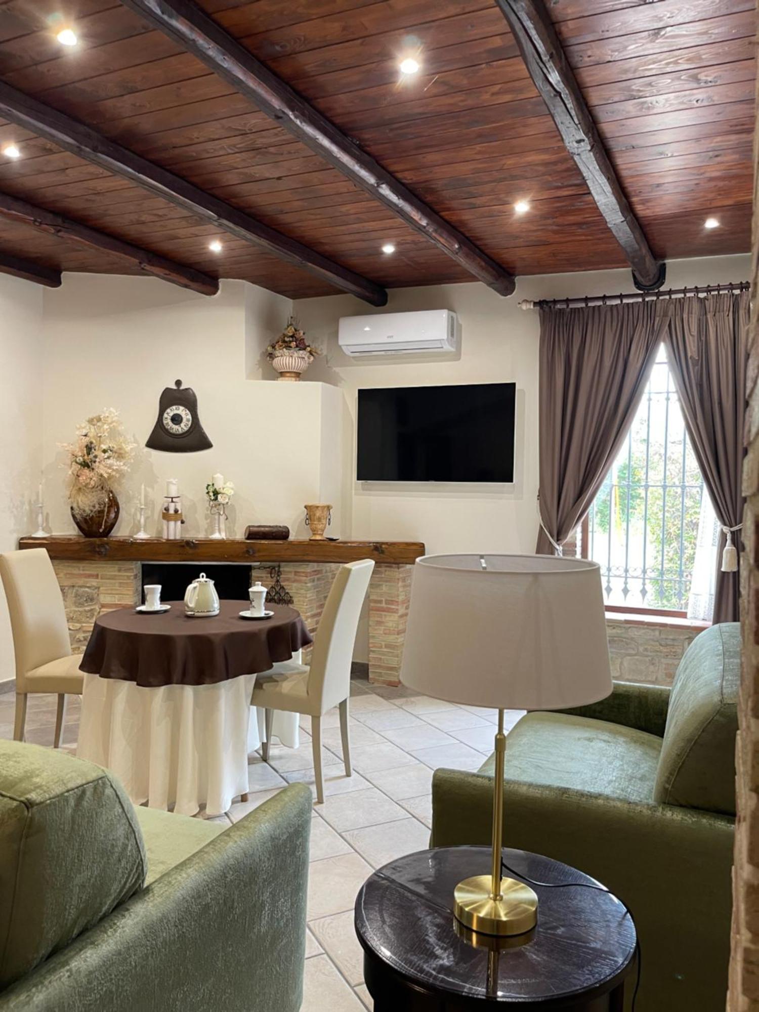 Villa Russo Кальтаніссетта Екстер'єр фото