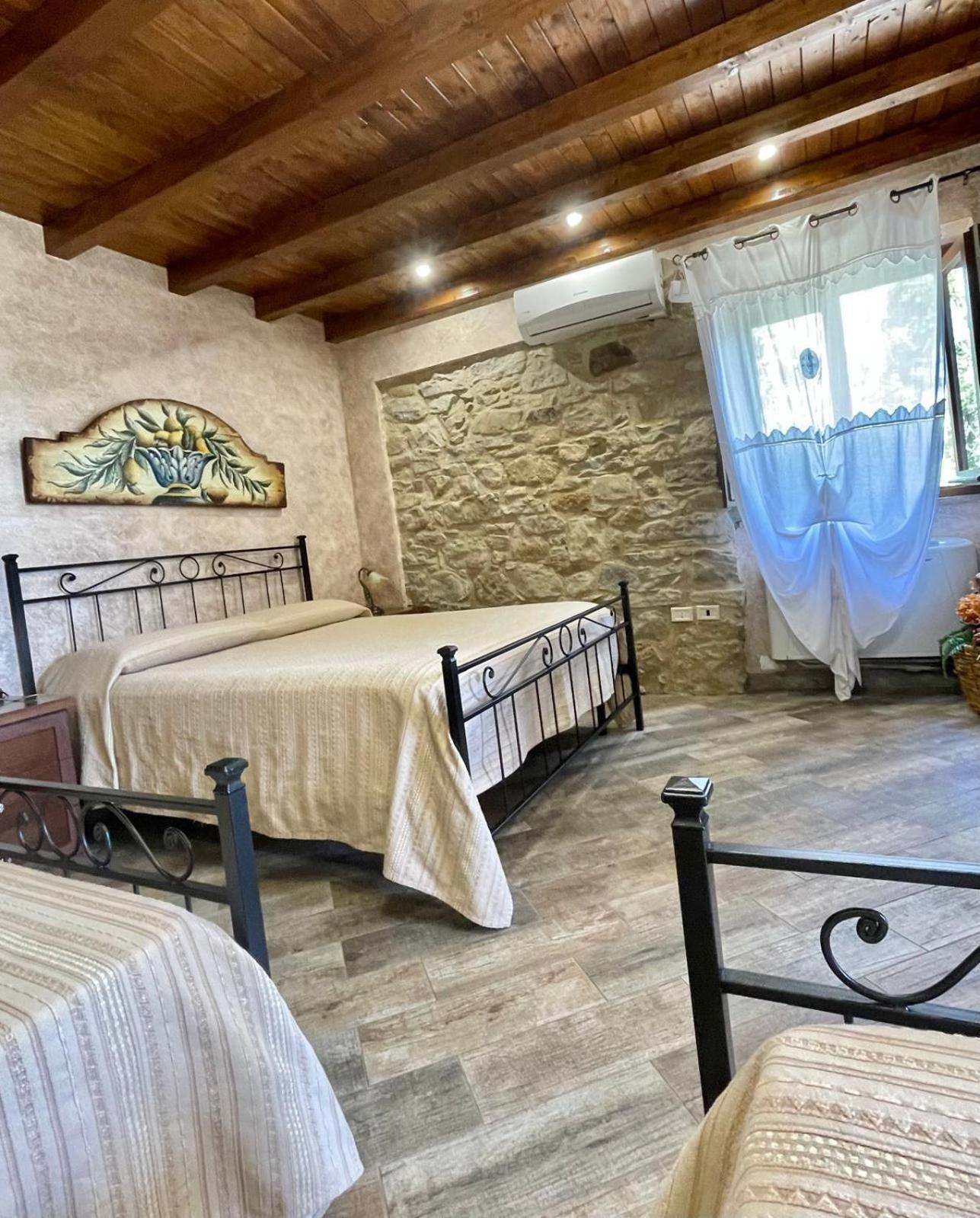 Villa Russo Кальтаніссетта Екстер'єр фото